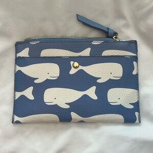 Whale clutch